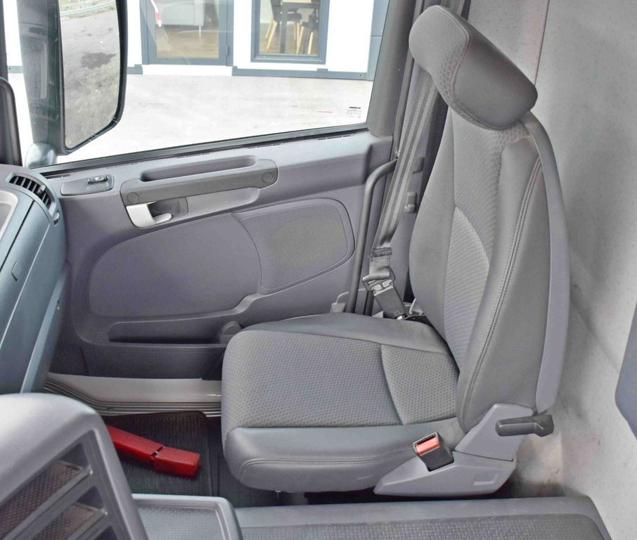 Lease a Scania G 450 * Kipper * TOPZUSTAND / 8x4 Scania G 450 * Kipper * TOPZUSTAND / 8x4 Scania G 450 * Kipper * TOPZUSTAND / 8x4 Scania G 450 * Kipper * TOPZUSTAND / 8x4: picture 9