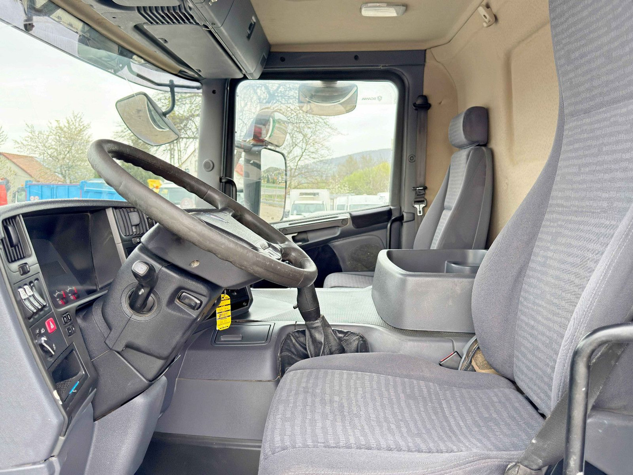 Tipper Scania P 380 Kipper 5,70m + BORDMATIC* 8x4: picture 9