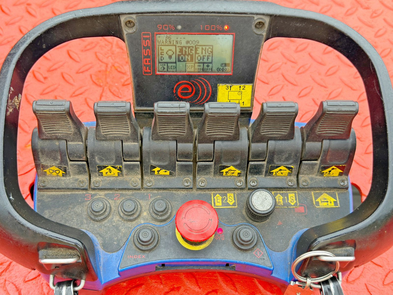 Lease a Volvo FM 460 * FASSI F425AXP.25 + FUNK * TOP Volvo FM 460 * FASSI F425AXP.25 + FUNK * TOP: picture 11 Lease a Volvo FM 460 * FASSI F425AXP.25 + FUNK * TOP Volvo FM 460 * FASSI F425AXP.25 + FUNK * TOP: picture 11