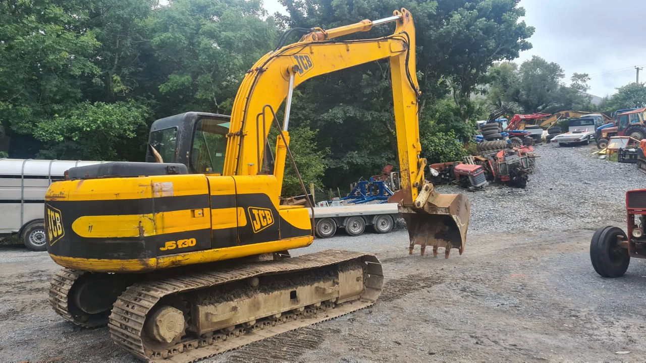 Crawler excavator JCB JS 130: picture 6