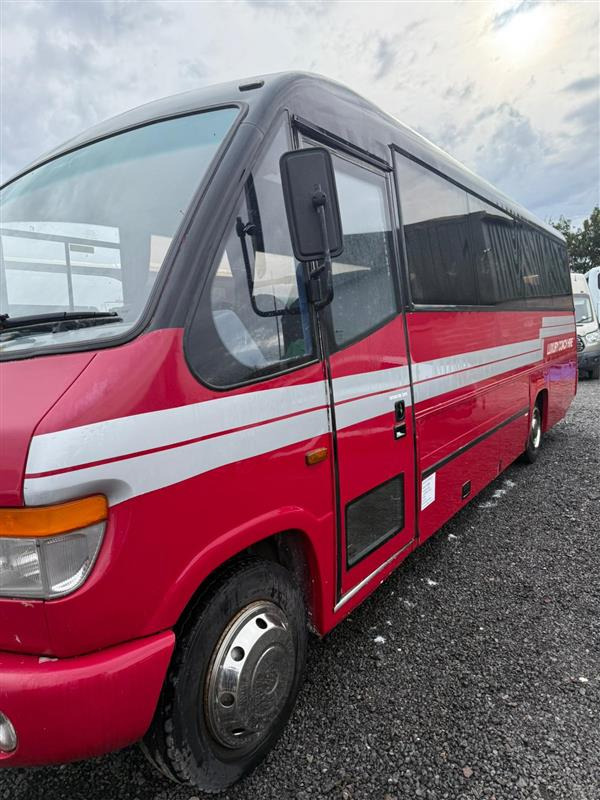 2005 Mercedes 29 seat Plaxton Cheetah minicoach - Minibus, Passenger van: picture 2 2005 Mercedes 29 seat Plaxton Cheetah minicoach - Minibus, Passenger van: picture 2