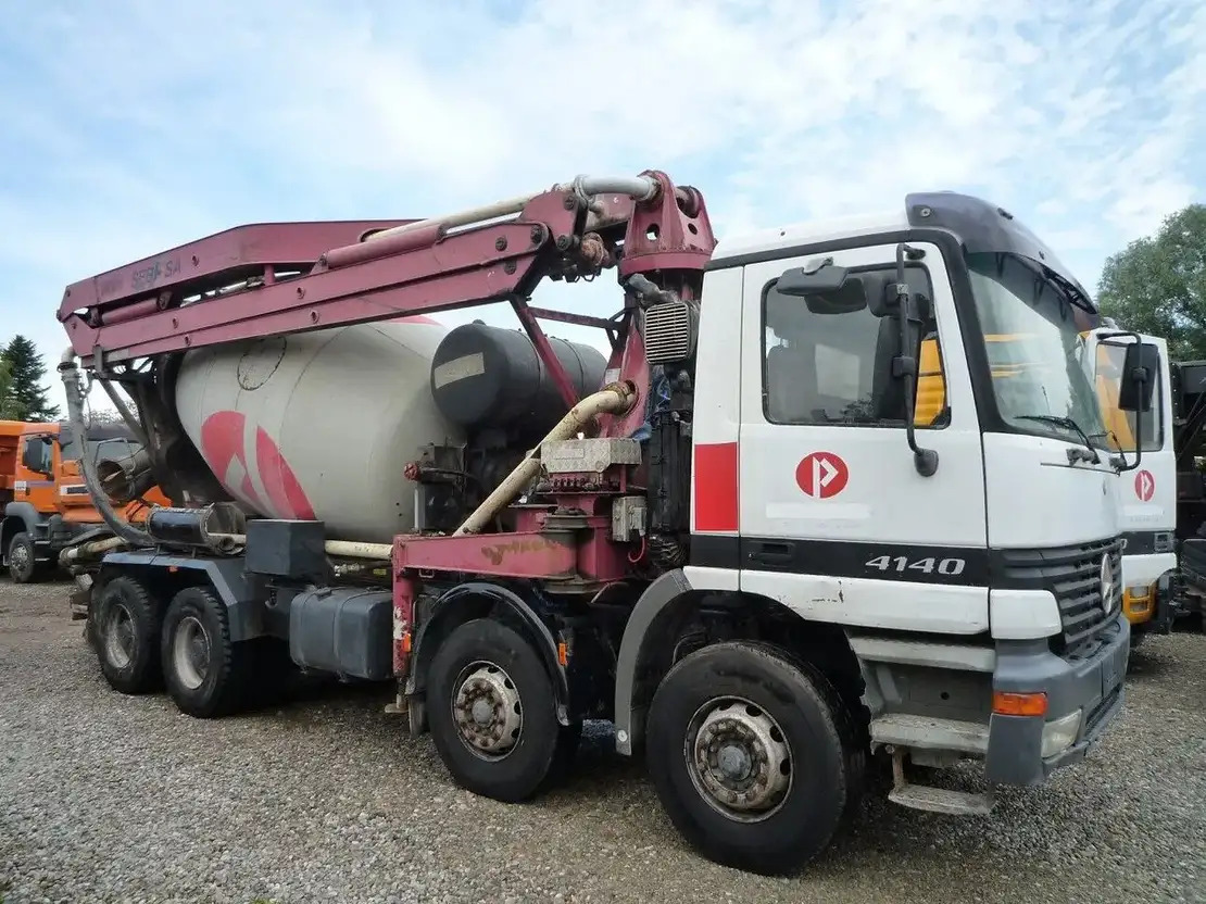 Mercedes-Benz Actros 4141 - Mixer pump truck: picture 3 Mercedes-Benz Actros 4141 - Mixer pump truck: picture 3