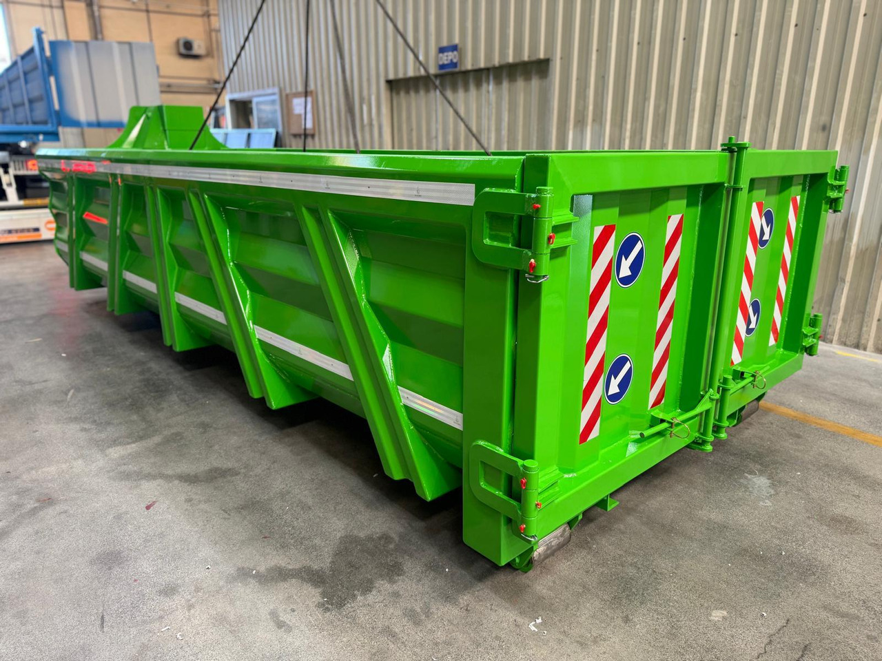 LIDER 2025 NEW (FROM MANUFACTURER FACTORY SALE - Closed box semi-trailer: picture 1 LIDER 2025 NEW (FROM MANUFACTURER FACTORY SALE - Closed box semi-trailer: picture 1