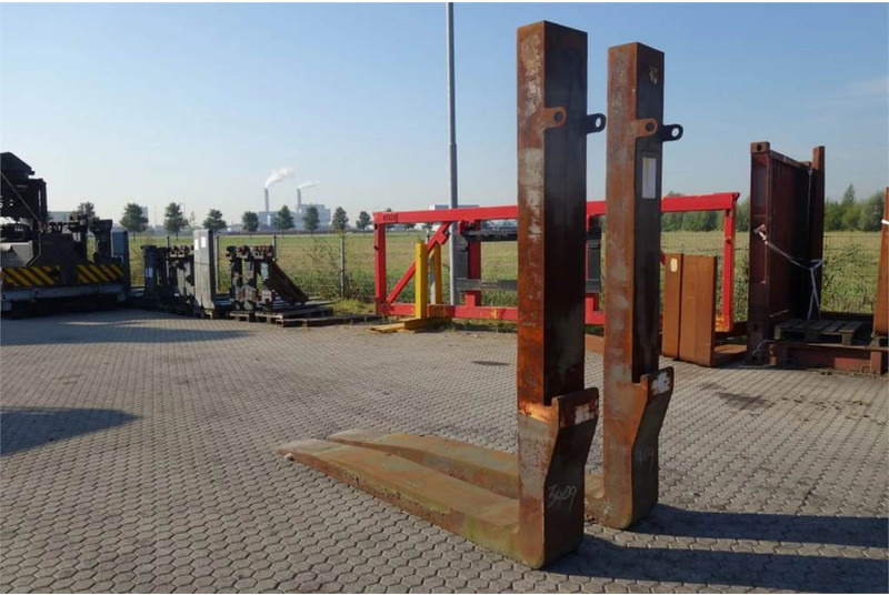 Inverted FORKS Inverted Forks - Forks for Material handling equipment: picture 3 Inverted FORKS Inverted Forks - Forks for Material handling equipment: picture 3