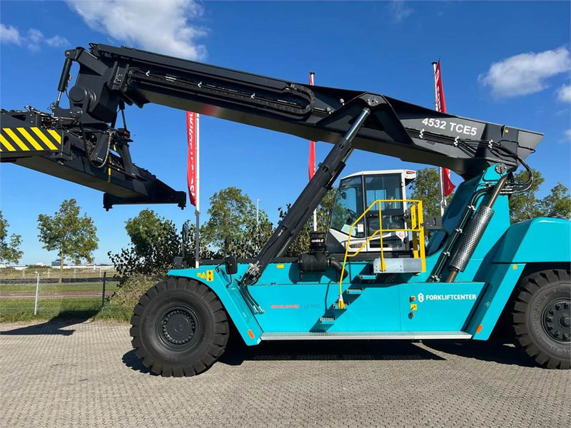 KONECRANES LIFTACE 4532 TCE5 - Reach stacker: picture 2 KONECRANES LIFTACE 4532 TCE5 - Reach stacker: picture 2