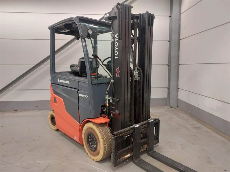 Toyota 9FBMK25T - Electric forklift: picture 3 Toyota 9FBMK25T - Electric forklift: picture 3