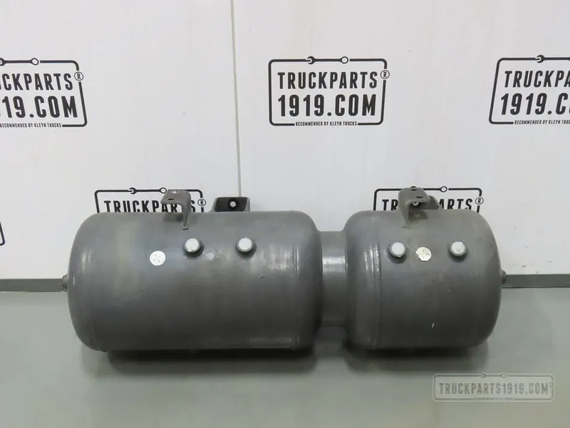 DAF 1687409 Luchttank 20/34L - Brake parts for Truck: picture 1 DAF 1687409 Luchttank 20/34L - Brake parts for Truck: picture 1