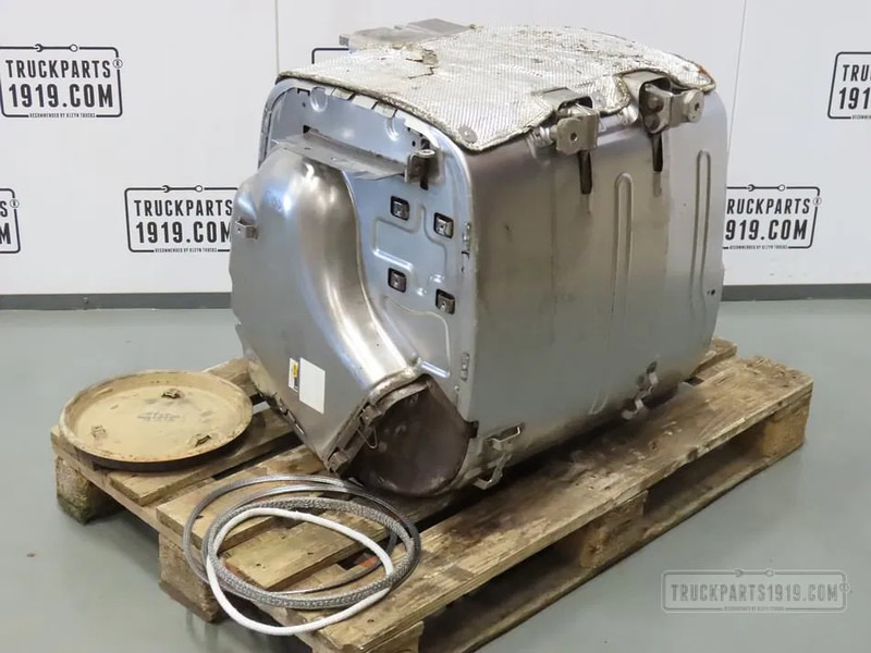 DAF 2300744 Katalysator E6 Revisie - Catalytic converter for Truck: picture 1 DAF 2300744 Katalysator E6 Revisie - Catalytic converter for Truck: picture 1