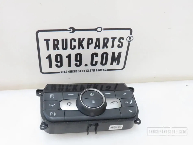 DAF 2324190 Klimaatregeling paneel - Dashboard for Truck: picture 1 DAF 2324190 Klimaatregeling paneel - Dashboard for Truck: picture 1
