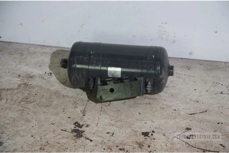 DAF Compressed Air System Luchttank 5.5L DAF - Brake parts for Truck: picture 1 DAF Compressed Air System Luchttank 5.5L DAF - Brake parts for Truck: picture 1