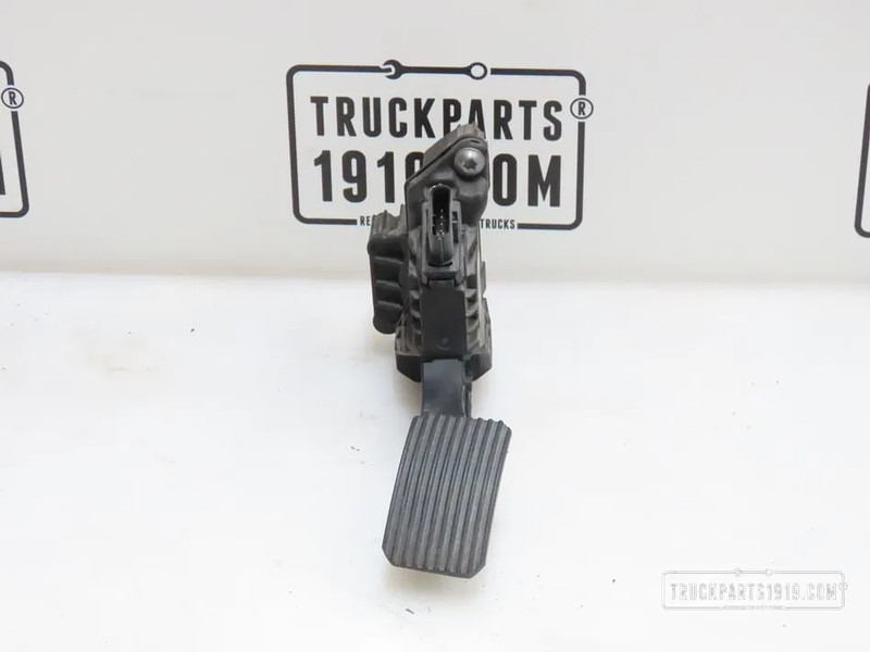 MAN 81.25970-6110 Gaspedaal - Dashboard for Truck: picture 1 MAN 81.25970-6110 Gaspedaal - Dashboard for Truck: picture 1