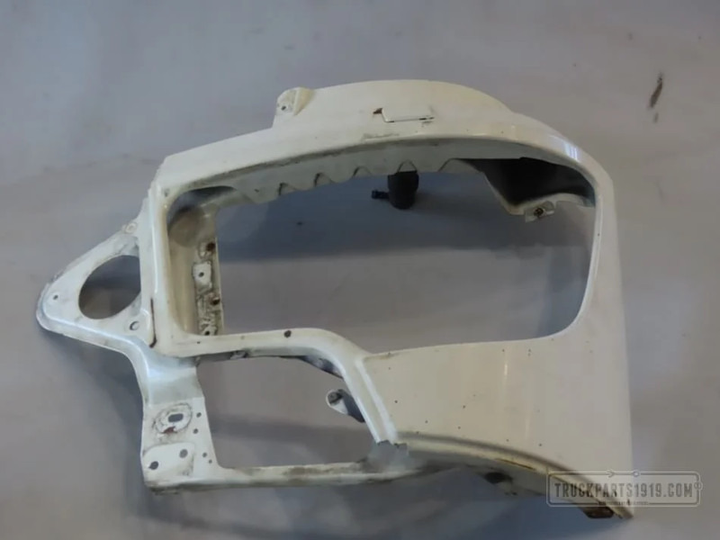 Mercedes-Benz Body & Chassis Parts Koplamphoek Li. MP4 - Bumper for Truck: picture 1 Mercedes-Benz Body & Chassis Parts Koplamphoek Li. MP4 - Bumper for Truck: picture 1