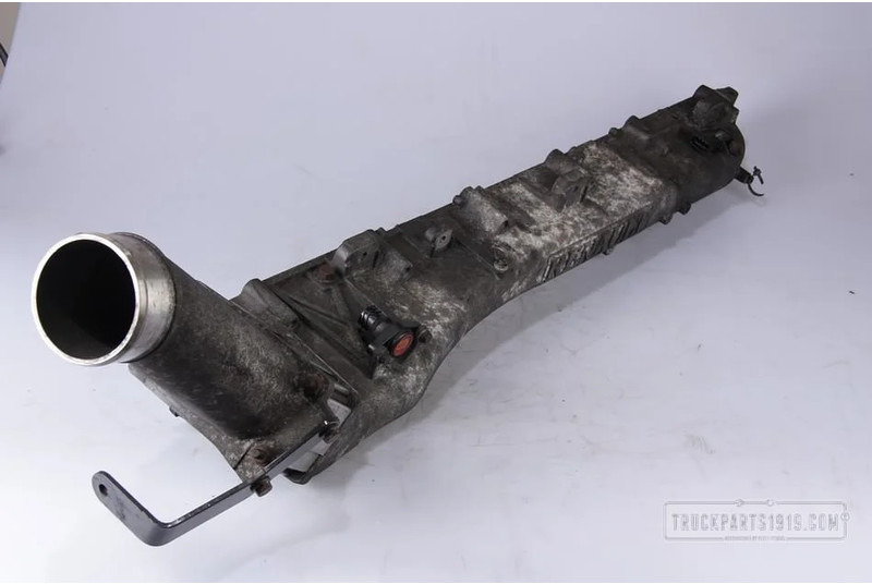 Renault Engines & Parts inlaatspruitstuk Renault DXI11 - Intake manifold for Truck: picture 2 Renault Engines & Parts inlaatspruitstuk Renault DXI11 - Intake manifold for Truck: picture 2