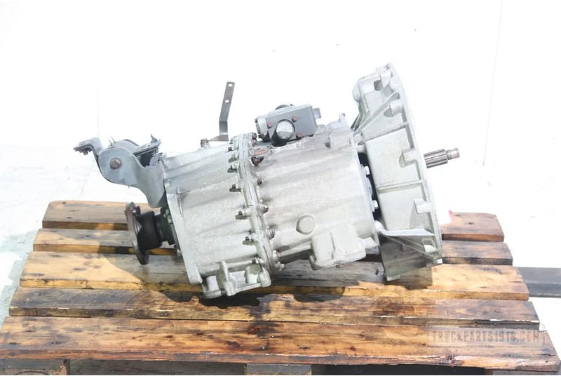 Renault Gearbox & Clutch Parts Ren.Midlum FS 4105A Versn.bak - Gearbox for Truck: picture 1 Renault Gearbox & Clutch Parts Ren.Midlum FS 4105A Versn.bak - Gearbox for Truck: picture 1