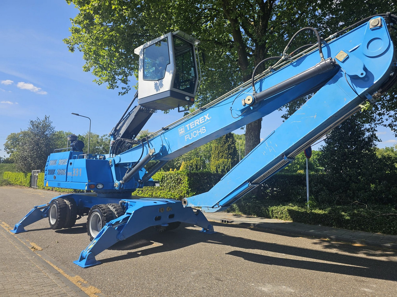 Fuchs MHL 331 Material Handler - Waste/ Industry handler: picture 2 Fuchs MHL 331 Material Handler - Waste/ Industry handler: picture 2