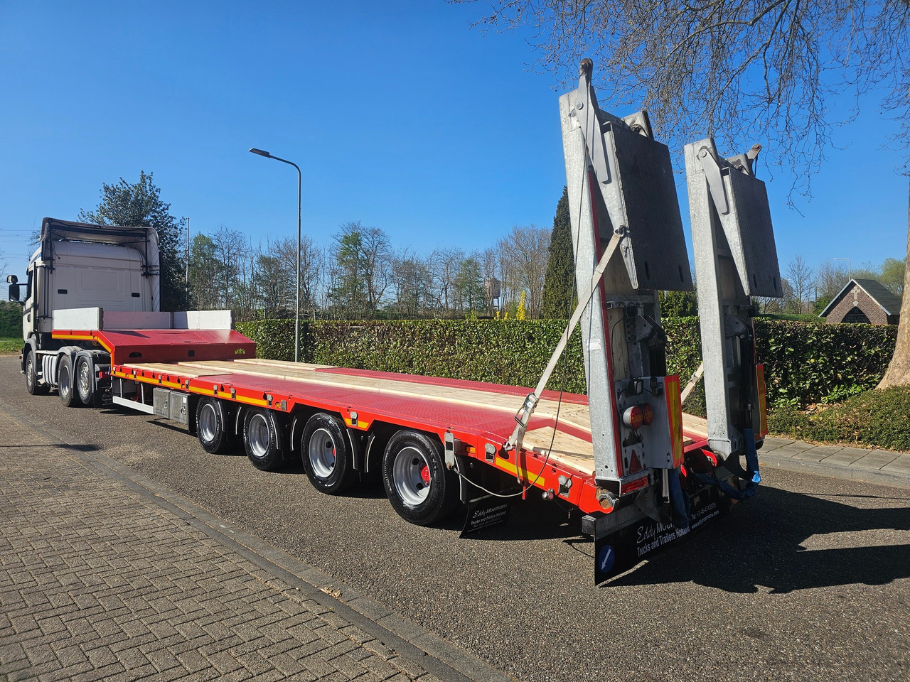 Hangler SVS-H 580 Semie Lowloader - Low loader semi-trailer: picture 2 Hangler SVS-H 580 Semie Lowloader - Low loader semi-trailer: picture 2