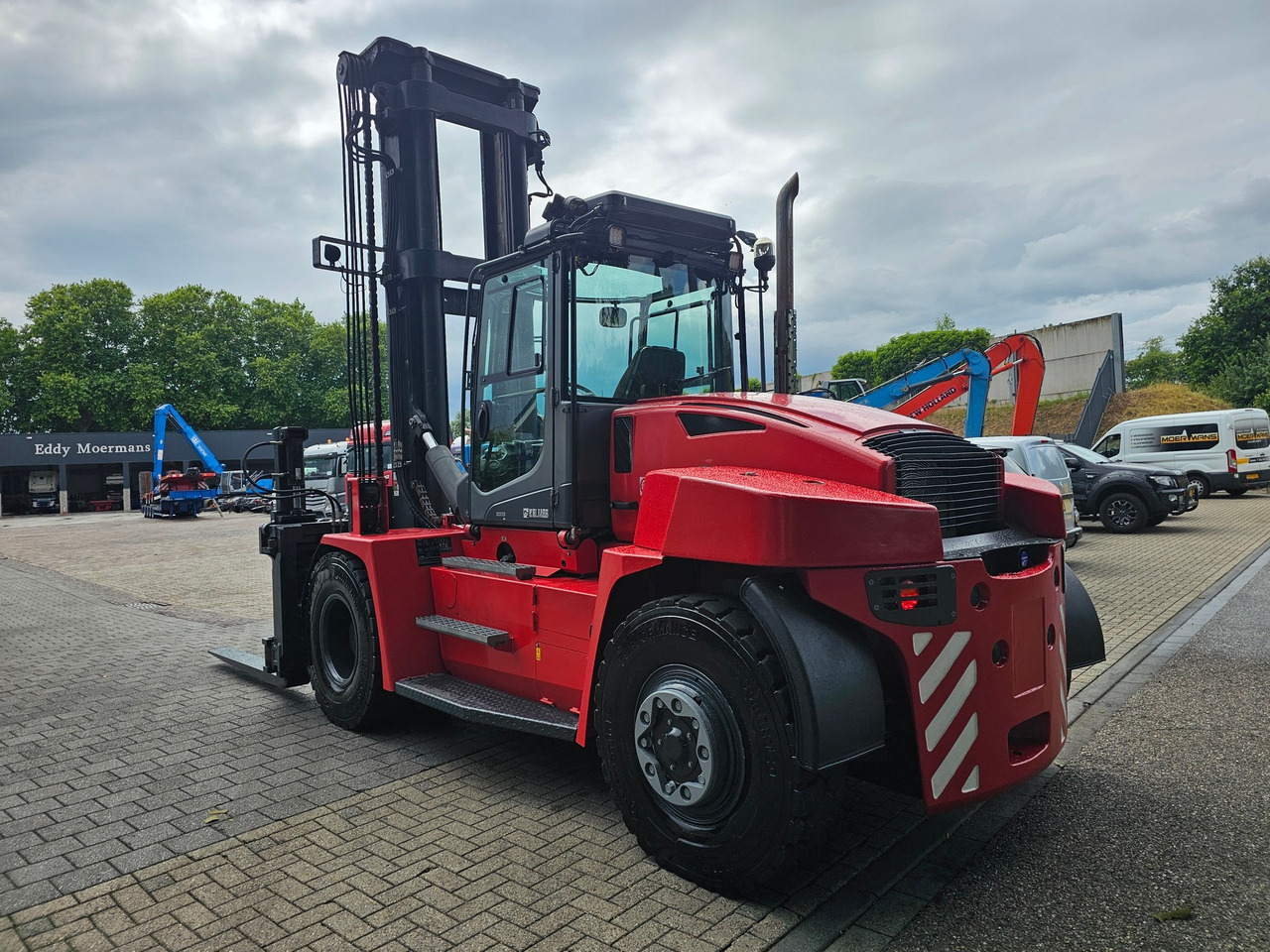 Kalmar DCG 120-6 Diesel - Forklift: picture 2 Kalmar DCG 120-6 Diesel - Forklift: picture 2