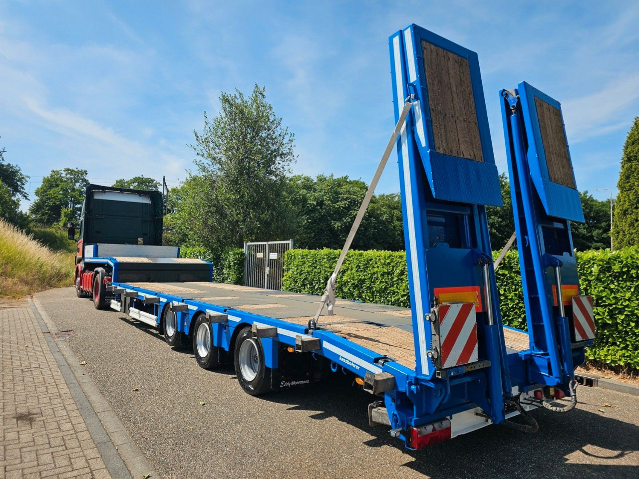 Kässbohrer LB3E Semie Tieflader Mit Rampen - Low loader semi-trailer: picture 2 Kässbohrer LB3E Semie Tieflader Mit Rampen - Low loader semi-trailer: picture 2