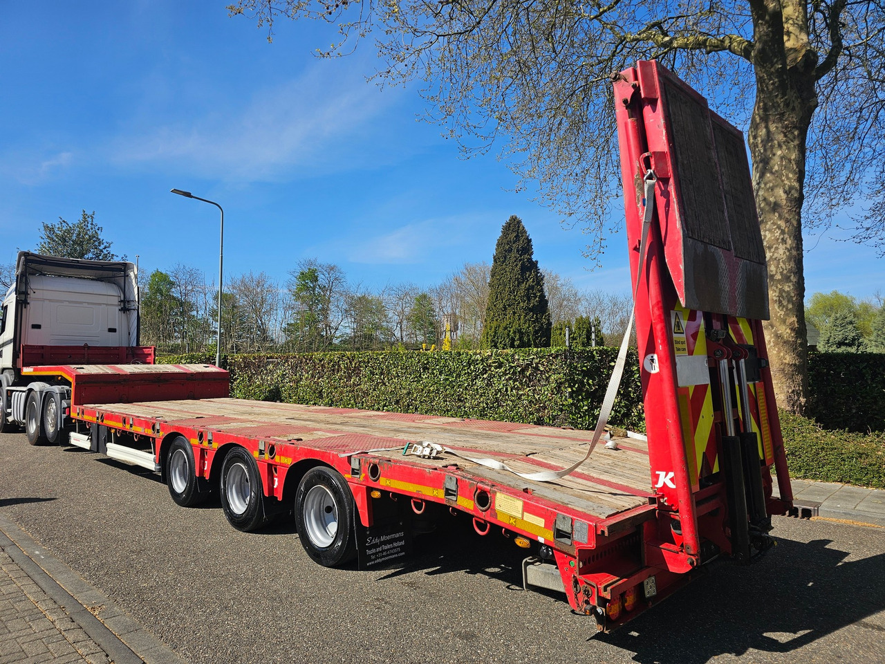 Kässbohrer LB3E With Hydraulic Flip Ramps - Low loader semi-trailer: picture 2 Kässbohrer LB3E With Hydraulic Flip Ramps - Low loader semi-trailer: picture 2