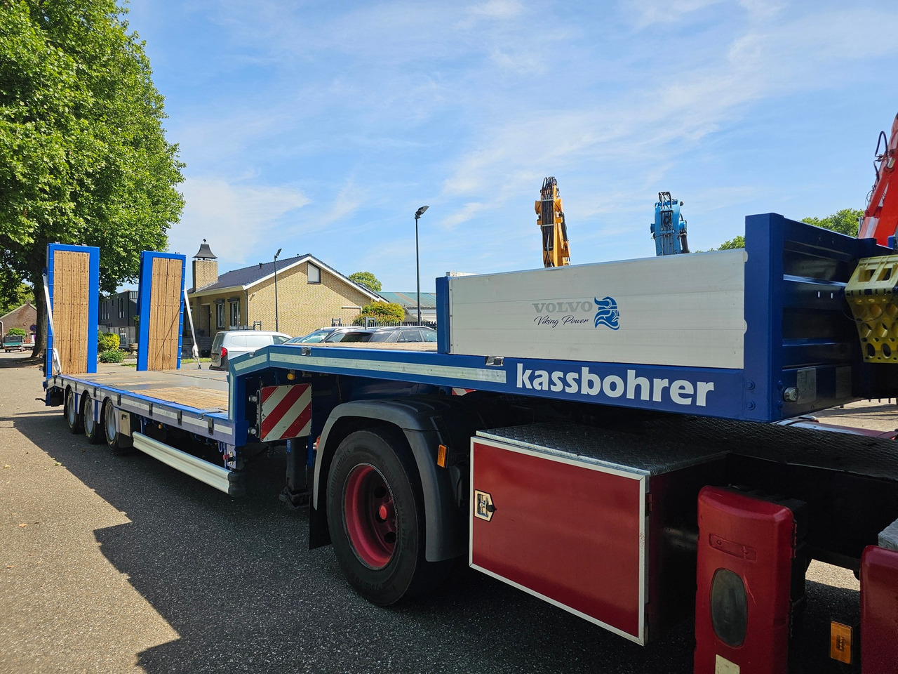 Kässbohrer LB3E With Hydraulic Flip Ramps - Low loader semi-trailer: picture 3 Kässbohrer LB3E With Hydraulic Flip Ramps - Low loader semi-trailer: picture 3