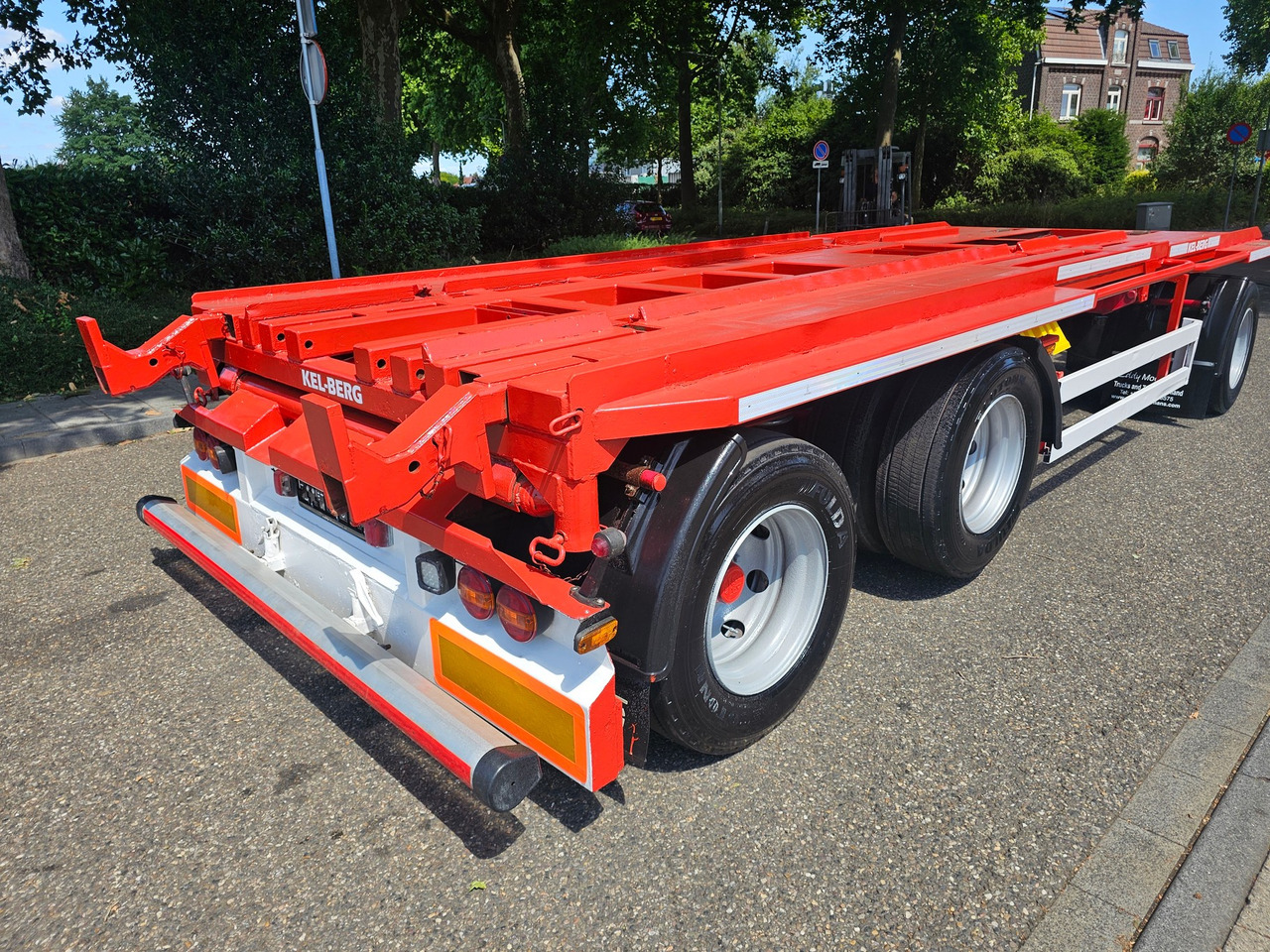 Kel-berg D24 3 Container Tippertrailer - Roll-off/ Skip trailer: picture 4 Kel-berg D24 3 Container Tippertrailer - Roll-off/ Skip trailer: picture 4