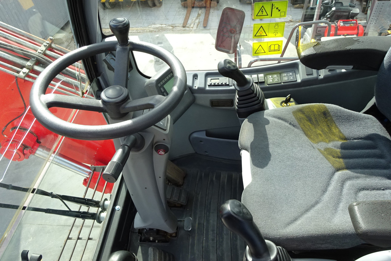 Waste/ Industry handler New Holland MH 6.6 With Multi Purpose Stick And Magnet System: picture 18