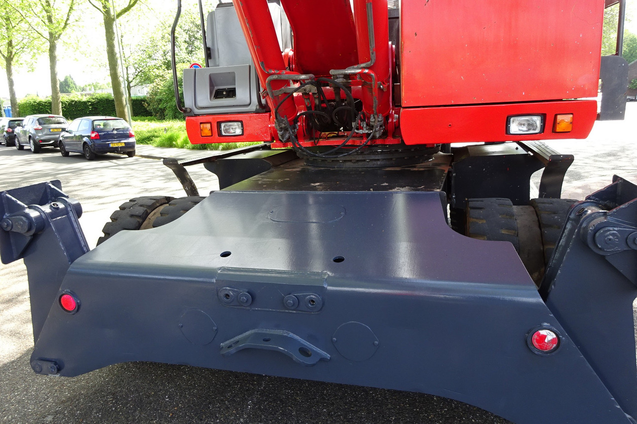 Waste/ Industry handler New Holland MH 6.6 With Multi Purpose Stick And Magnet System: picture 14