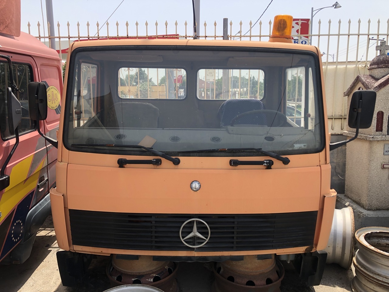 CAB COMPLETE 814 - Cab for Truck: picture 1 CAB COMPLETE 814 - Cab for Truck: picture 1