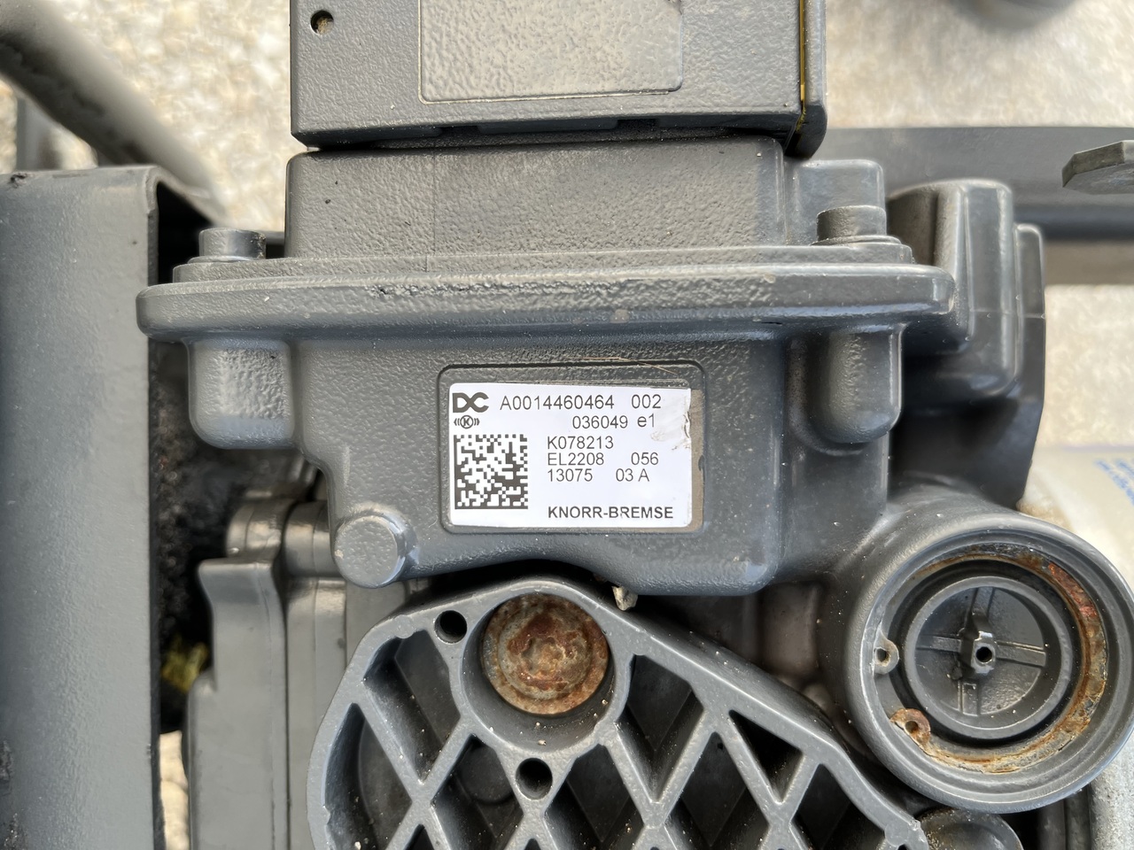 ECTS.ELECTRONIC AIR PROCESSING UNIT, EAPU ACTROS MP4 - Brake parts for Truck: picture 5 ECTS.ELECTRONIC AIR PROCESSING UNIT, EAPU ACTROS MP4 - Brake parts for Truck: picture 5