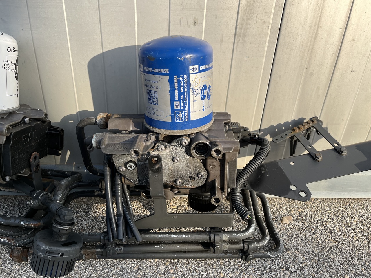 ECTS.ELECTRONIC AIR PROCESSING UNIT, EAPU ACTROS MP4 - Brake parts for Truck: picture 4 ECTS.ELECTRONIC AIR PROCESSING UNIT, EAPU ACTROS MP4 - Brake parts for Truck: picture 4