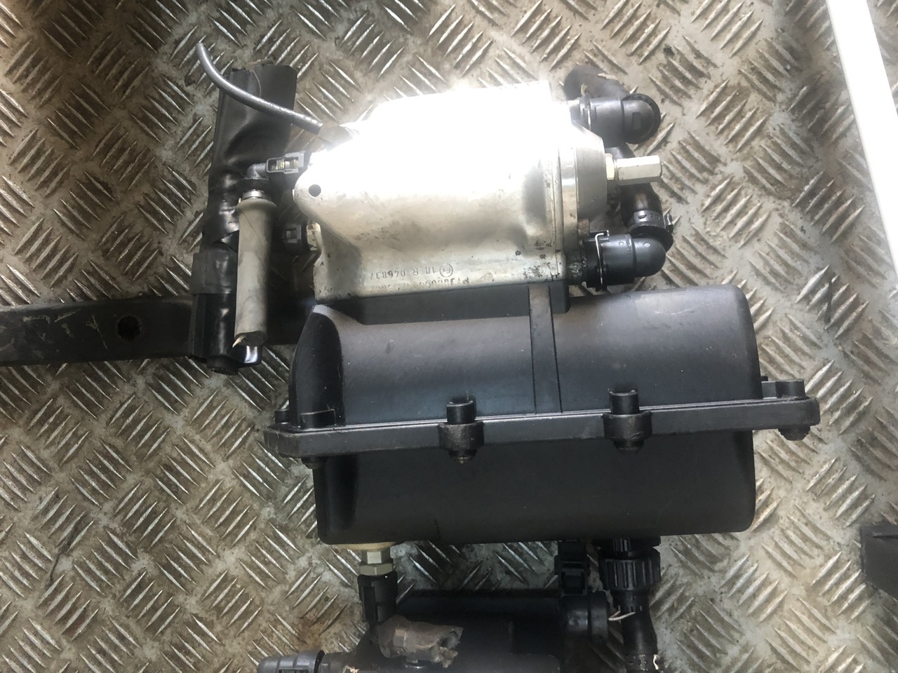 MERCEDES-BENZ ACTROS-ATEGO ADBLUE PUMP MODULE - Fuel pump for Truck: picture 1 MERCEDES-BENZ ACTROS-ATEGO ADBLUE PUMP MODULE - Fuel pump for Truck: picture 1