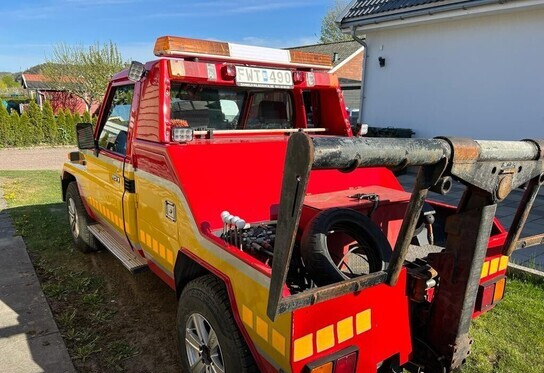 Toyota LAND CRUISER 70 P 4WD - Tow truck: picture 2 Toyota LAND CRUISER 70 P 4WD - Tow truck: picture 2
