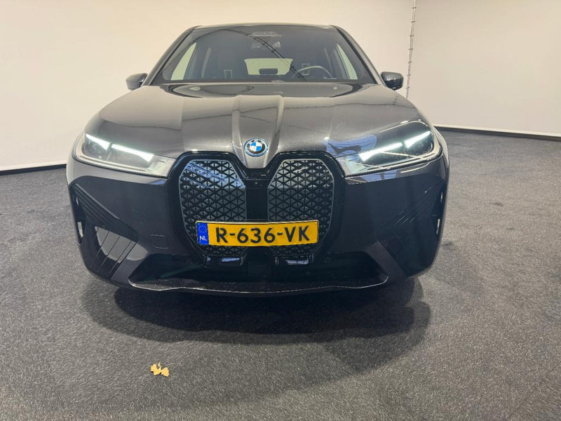 BMW iX xDrive40 iX xDrive40 Excellence 5 22 inch velgen - SUV: picture 5 BMW iX xDrive40 iX xDrive40 Excellence 5 22 inch velgen - SUV: picture 5