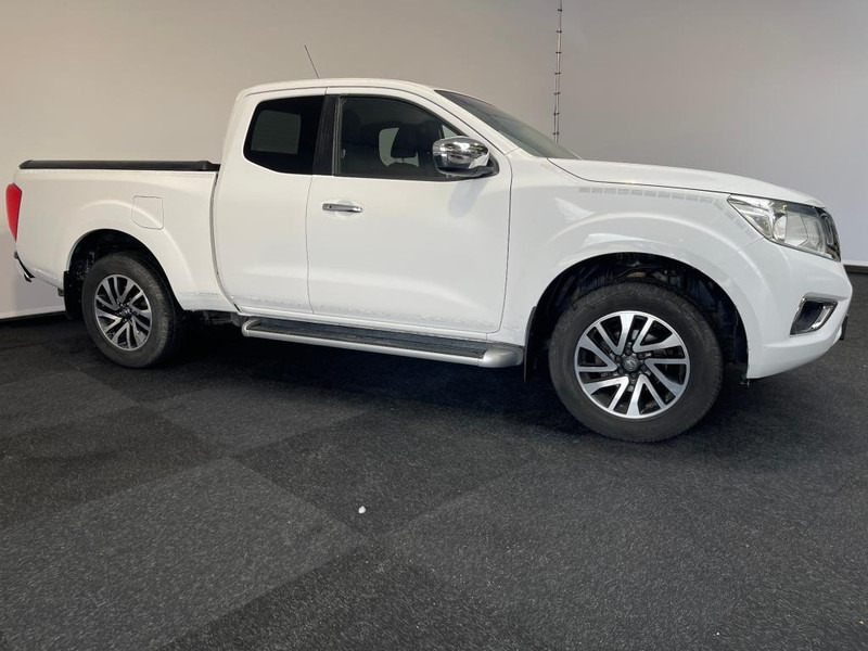 Nissan Navara NP300 Navara King Cab 2.3 dCi 160 Visia Trekhaak 3500 kg - Flatbed van: picture 4 Nissan Navara NP300 Navara King Cab 2.3 dCi 160 Visia Trekhaak 3500 kg - Flatbed van: picture 4