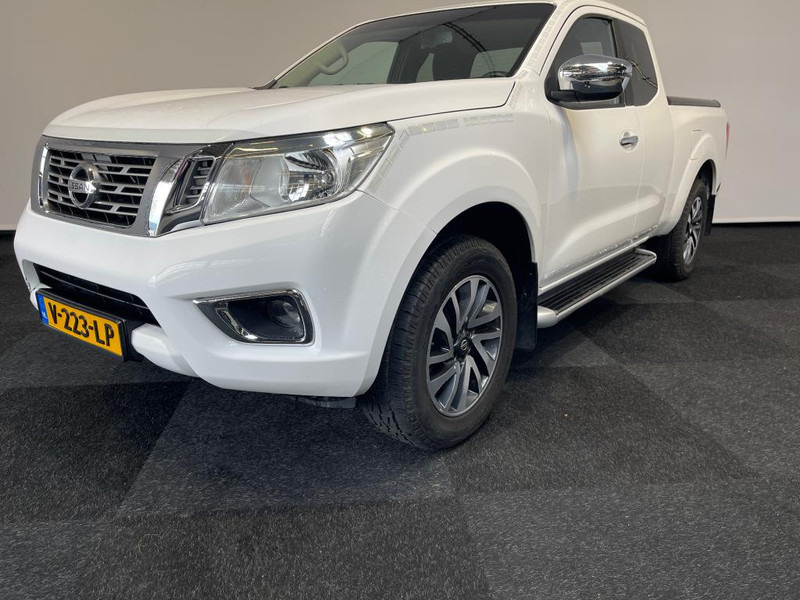 Nissan Navara NP300 Navara King Cab 2.3 dCi 160 Visia Trekhaak 3500 kg - Flatbed van: picture 2 Nissan Navara NP300 Navara King Cab 2.3 dCi 160 Visia Trekhaak 3500 kg - Flatbed van: picture 2