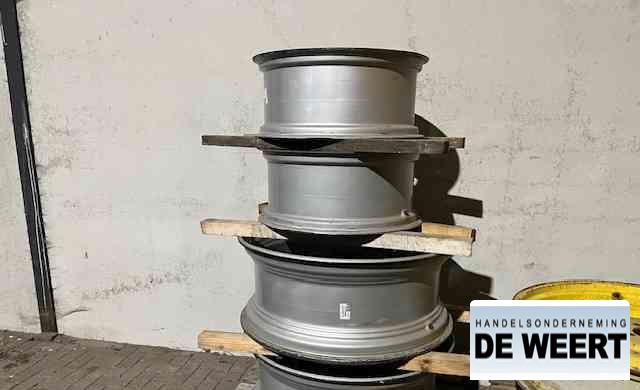 Diversen velgen 38" , voor john deere , case - Wheels and tires for Agricultural machinery: picture 1 Diversen velgen 38" , voor john deere , case - Wheels and tires for Agricultural machinery: picture 1