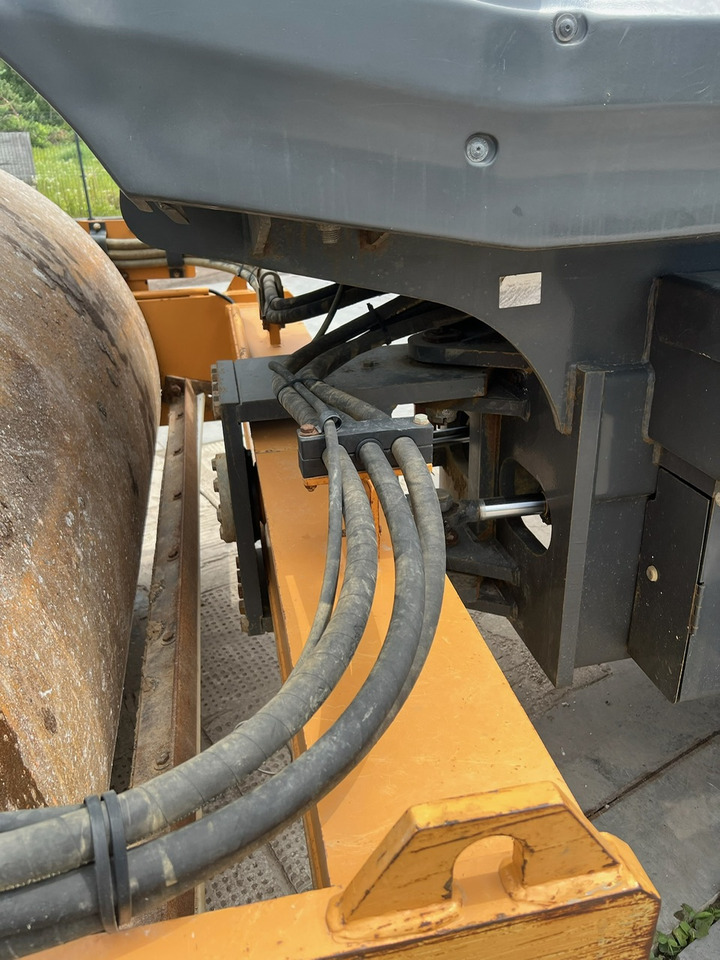 CASE 111G EX-D - Roller: picture 4 CASE 111G EX-D - Roller: picture 4