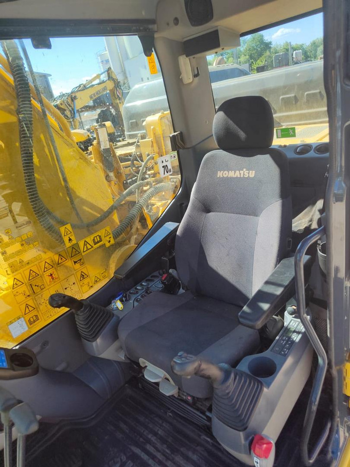 Crawler excavator Komatsu PC290: picture 8