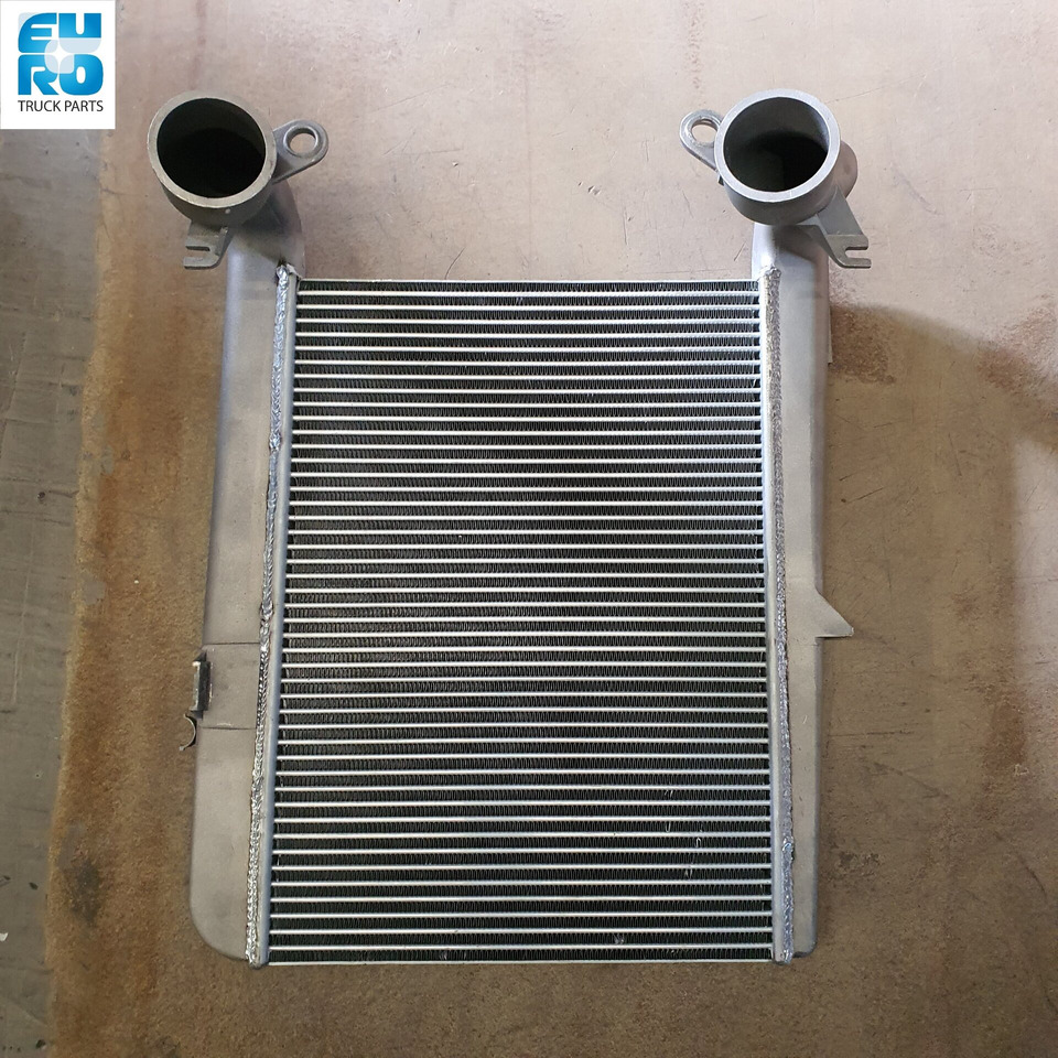 DAF CF 85 INTERCOOLER 1371318R + €50 Statiegeld - Intercooler for Truck: picture 1 DAF CF 85 INTERCOOLER 1371318R + €50 Statiegeld - Intercooler for Truck: picture 1