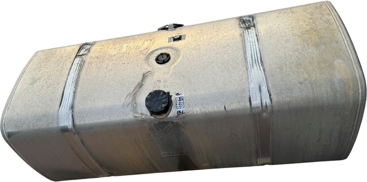 DAF CF XD XF XG BRANDSTOFTANK 620 LTR GEBRUIKT 2198084U - Fuel tank for Truck: picture 2 DAF CF XD XF XG BRANDSTOFTANK 620 LTR GEBRUIKT 2198084U - Fuel tank for Truck: picture 2