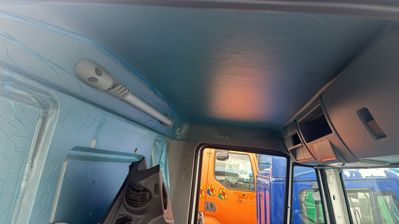 IVECO EUROCARGO 150-280 EURO 5-6 CABIN 4X2 NEW AUTOMATIC 000135A - Cab for Truck: picture 5 IVECO EUROCARGO 150-280 EURO 5-6 CABIN 4X2 NEW AUTOMATIC 000135A - Cab for Truck: picture 5