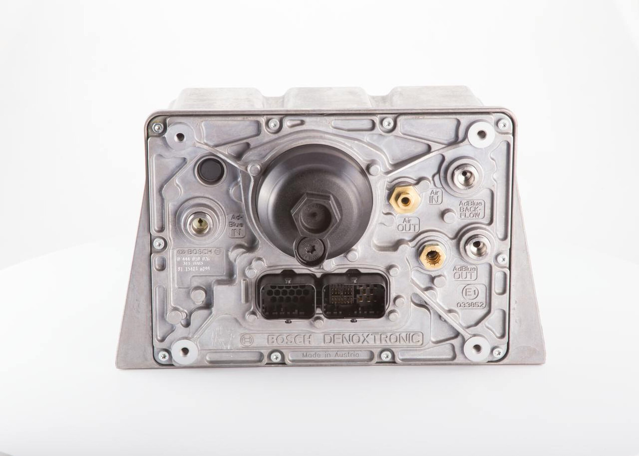 MAN TGS-X 09-16- BOSCH ADBLUE UNIT OE | +BORG | 81154036099 - Fuel processing/ Fuel delivery for Truck: picture 1 MAN TGS-X 09-16- BOSCH ADBLUE UNIT OE | +BORG | 81154036099 - Fuel processing/ Fuel delivery for Truck: picture 1