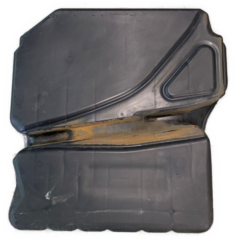 SC ADBLUE / REDUCTANT TANK 105 DM³ 2393232U - AdBlue tank for Truck: picture 3 SC ADBLUE / REDUCTANT TANK 105 DM³ 2393232U - AdBlue tank for Truck: picture 3