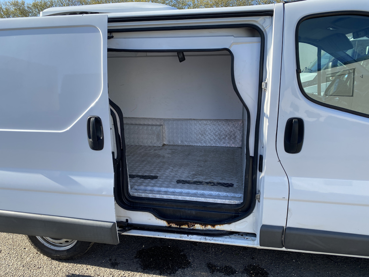 Refrigerated van RENAULT trafic frigo: picture 7