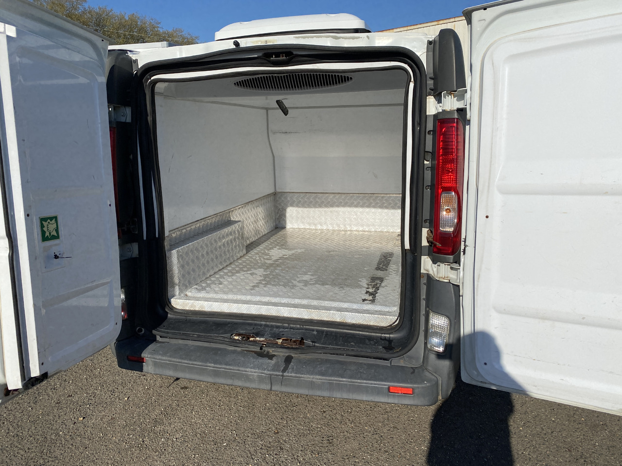 Refrigerated van RENAULT trafic frigo: picture 6