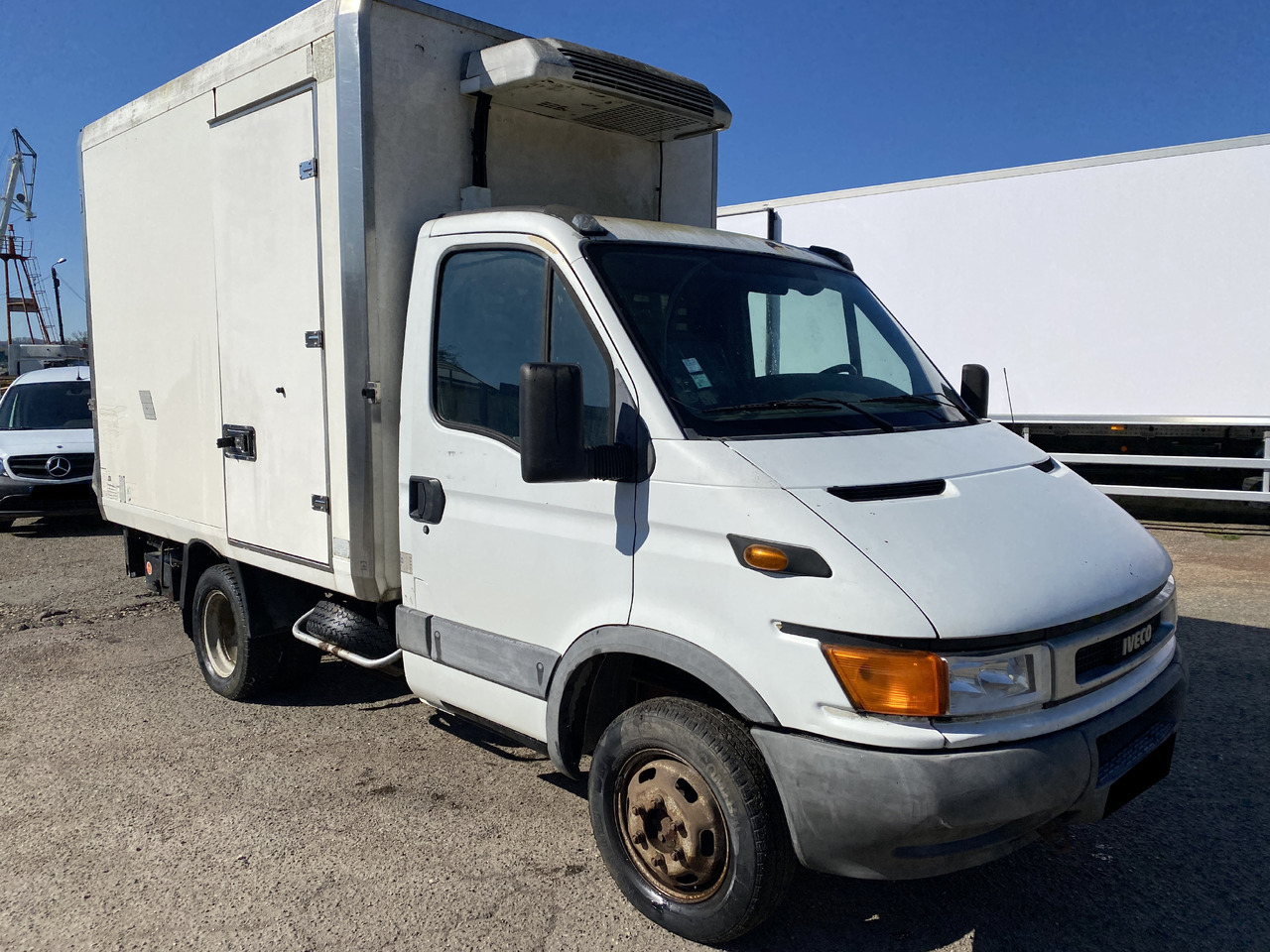 Iveco 35C11 - Refrigerated van: picture 3 Iveco 35C11 - Refrigerated van: picture 3