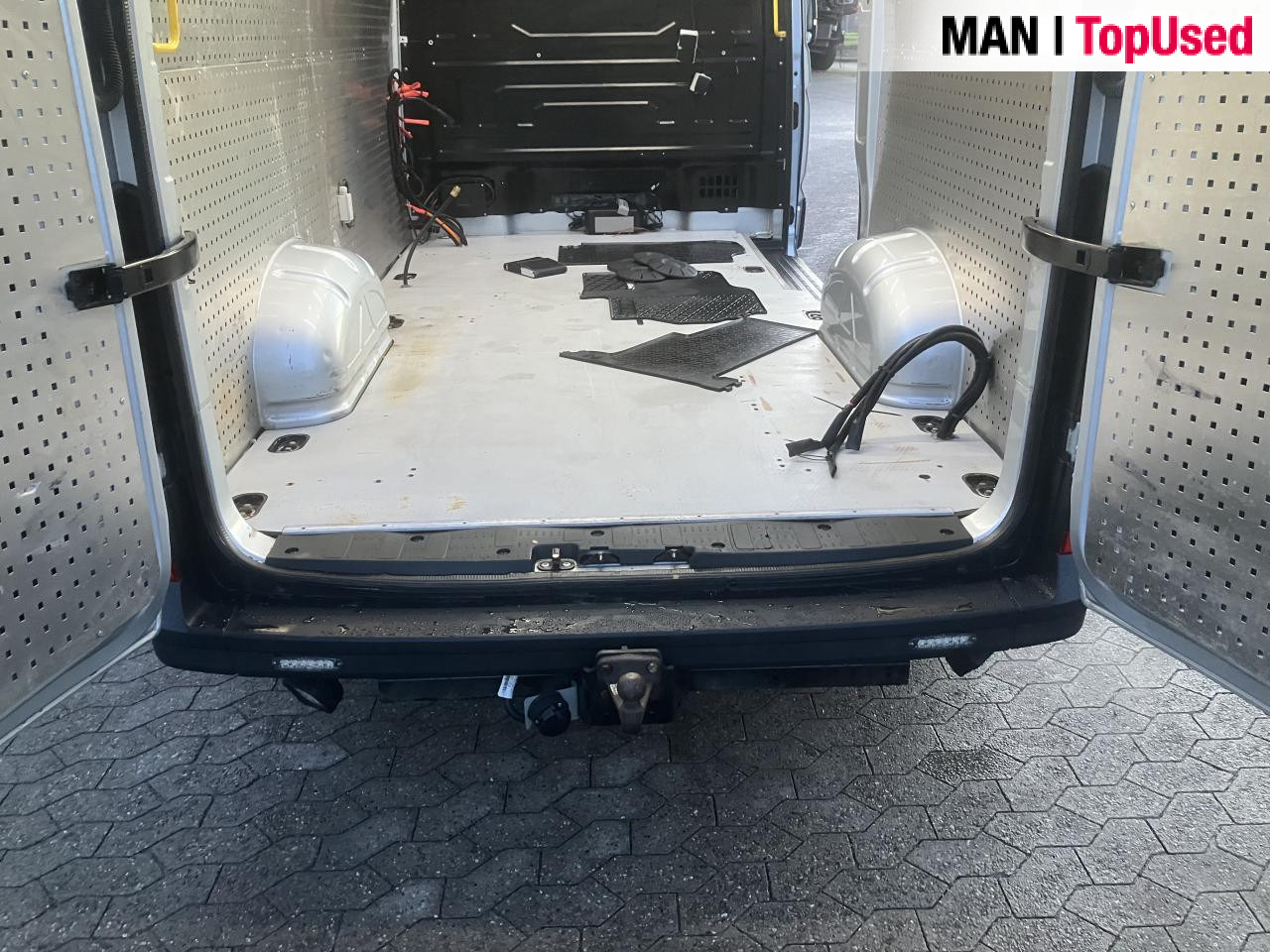 Panel van MAN TGE 3.180 4X2F SB: picture 7