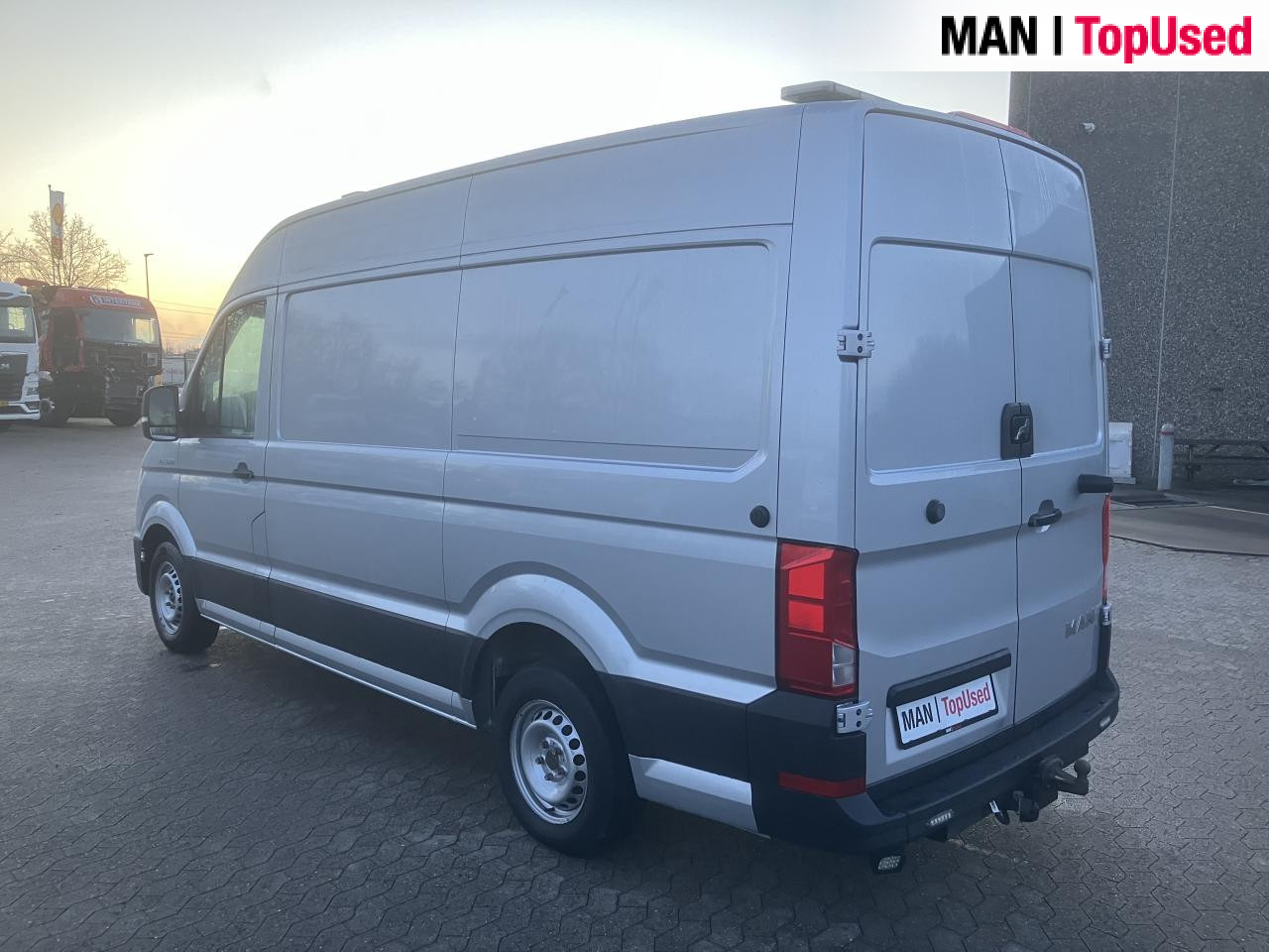 Panel van MAN TGE 3.180 4X2F SB: picture 10