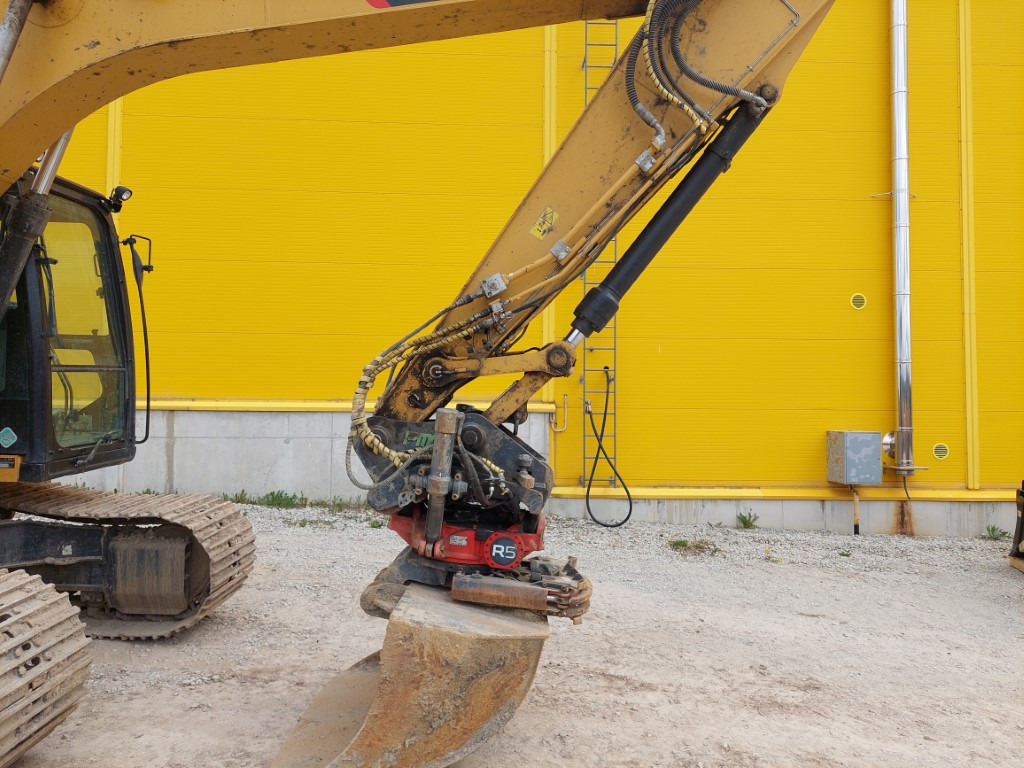 Crawler excavator CATERPILLAR 316FL: picture 14