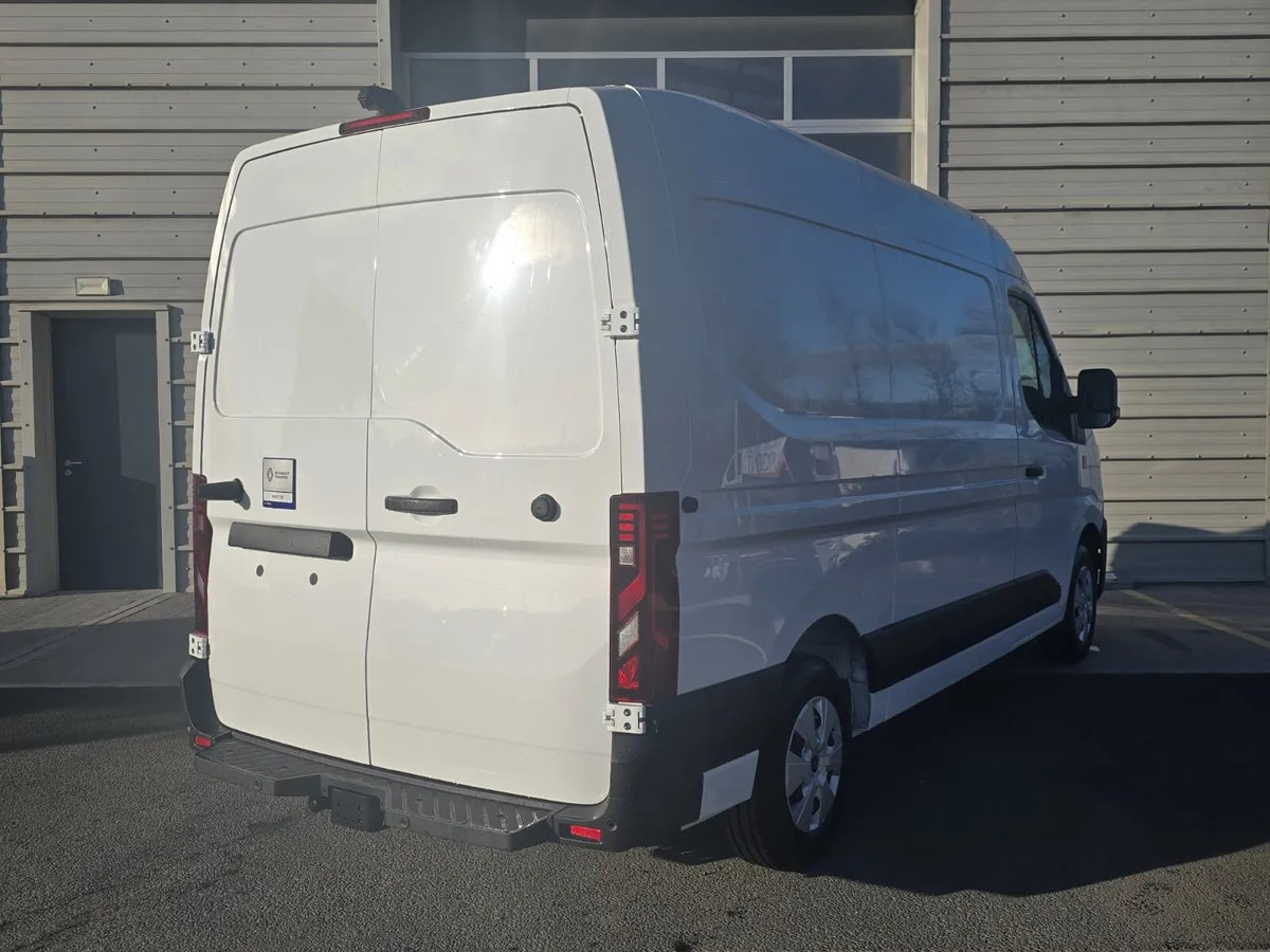 2025 Renault E-Tech Master L2H2 - Panel van: picture 4 2025 Renault E-Tech Master L2H2 - Panel van: picture 4